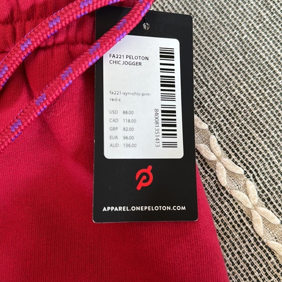 NWT Peloton joggers - Picture 2 of 4